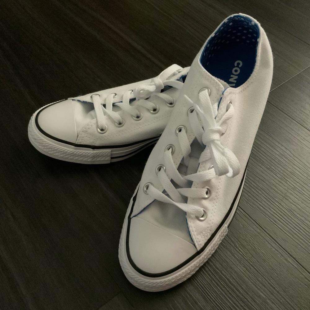 Converse All Stars Double Tongued Low Tops Size 9